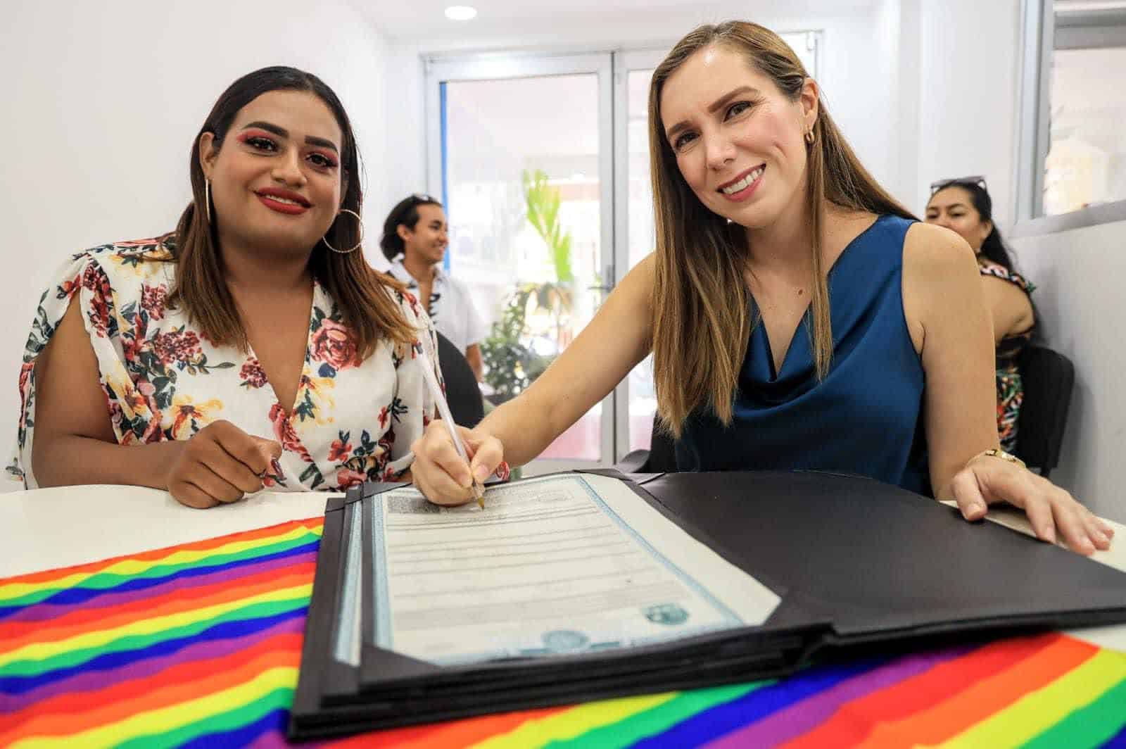 Gobierno de Isla Mujeres refrenda su compromiso con la Comunidad LGBTTTIQ+