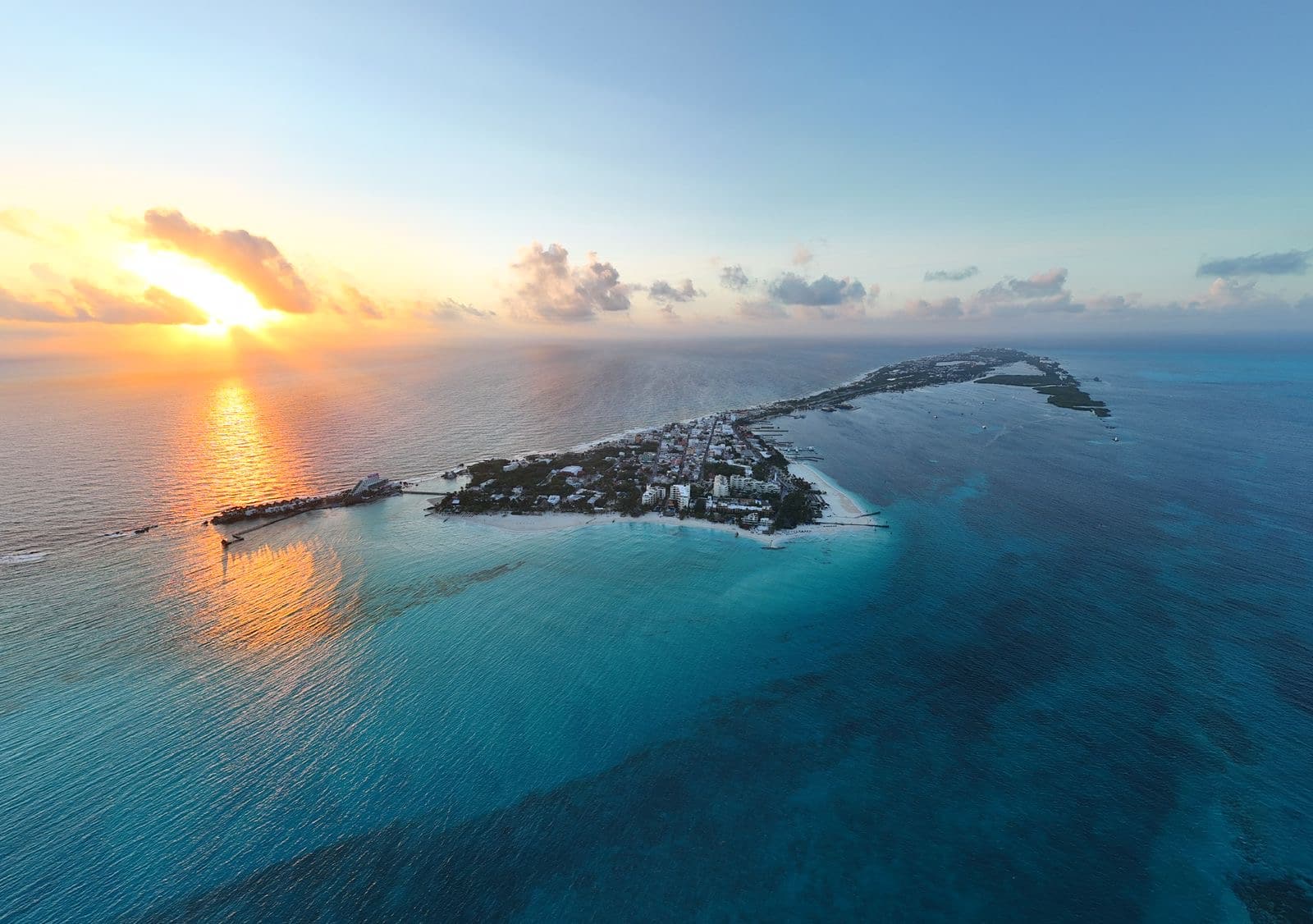 Continúa abierta la votación por Isla Mujeres en los World Travel ...