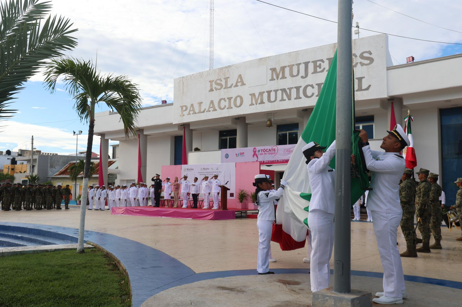 Isla Mujeres reconoce la labor de la Armada de México, institución ...